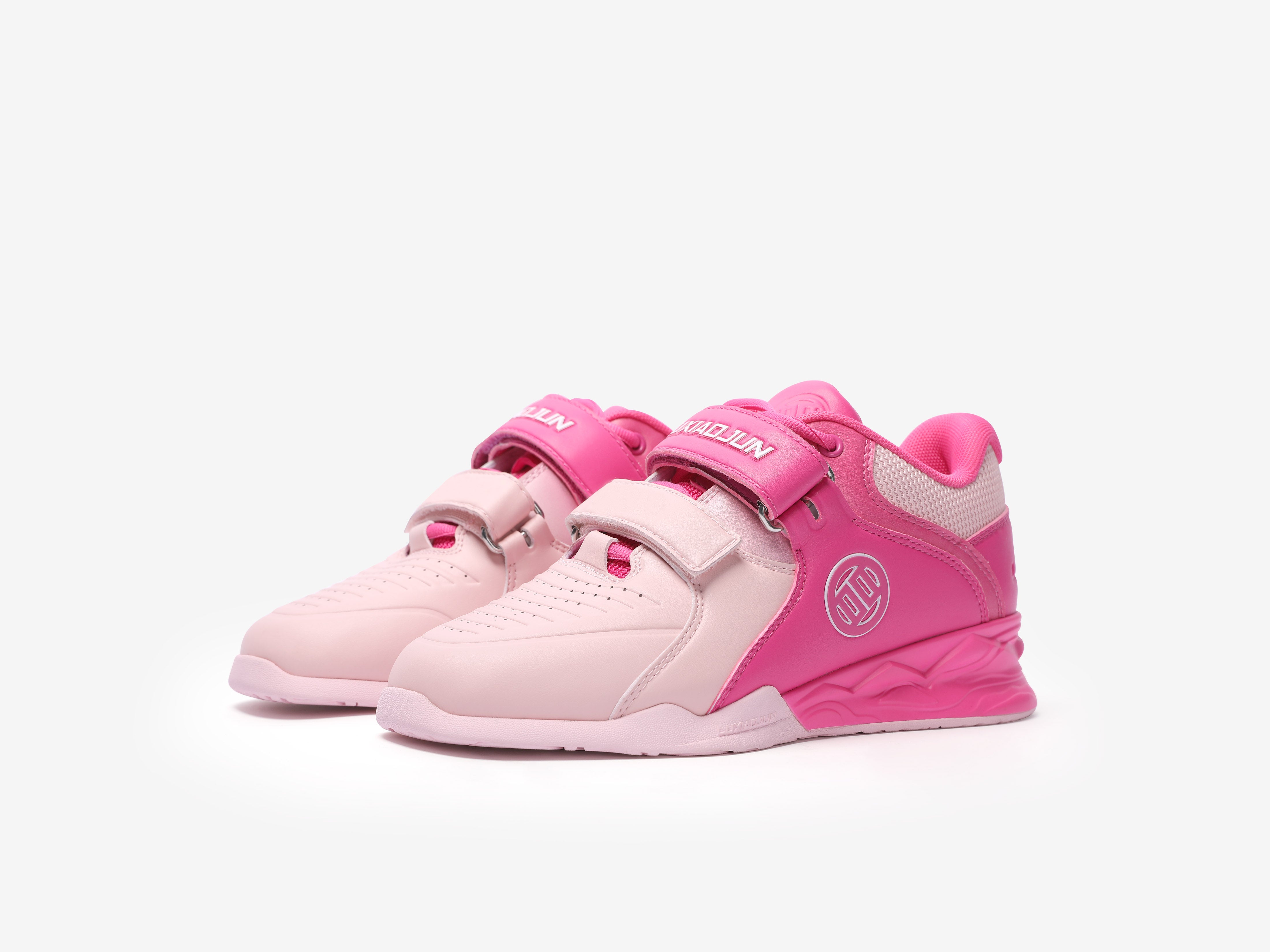 A front view of the rose weightlifting shoes at luxiaojun